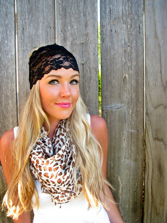 Wide Stretch Lace Headband in Black